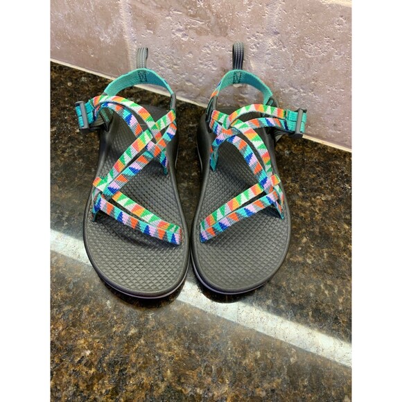 Chaco Girls Sandals Multicolor Size 2 EUC - Picture 2 of 6